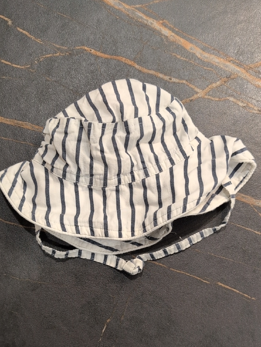 Pehr Cotton Striped Baby Sun Hat - Navy & White